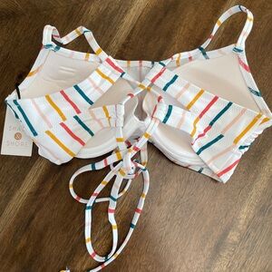Shade & Shore- Size 34B- BNWT- Bikini Top